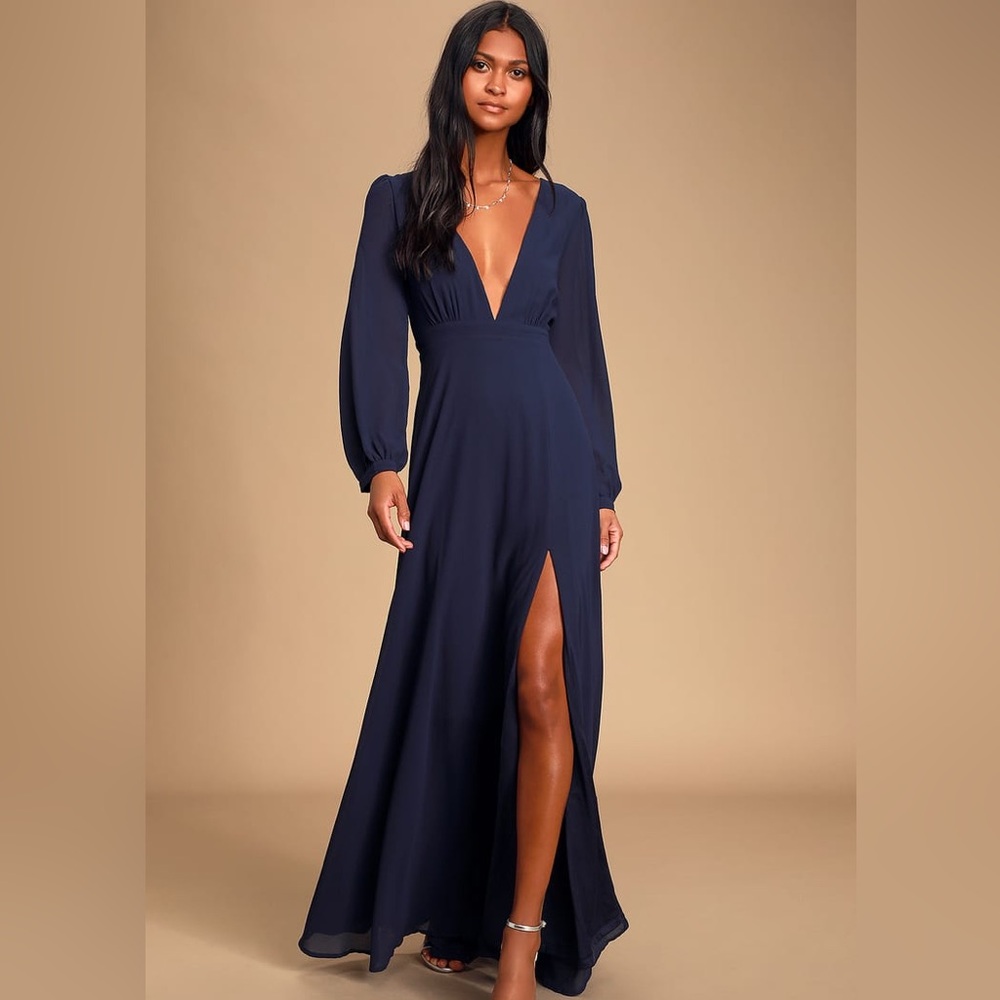 NWOT Lulu’s Navy Blue Long Sleeve Maxi Dress